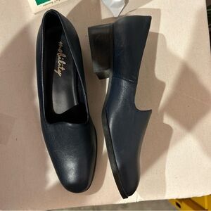 Elegant Navy Women's Loafers